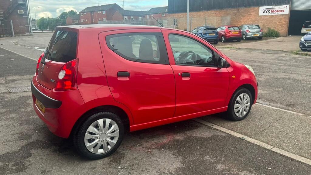 Nissan Pixo Visia Red #6