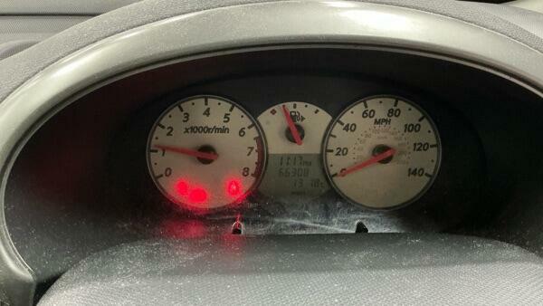 Nissan Micra Acenta Beige #6