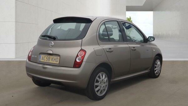 Nissan Micra Acenta Beige #2