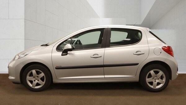 Peugeot 207 Verve Silver #6