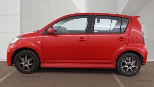 Daihatsu Sirion Sx FM57GKG Red #6