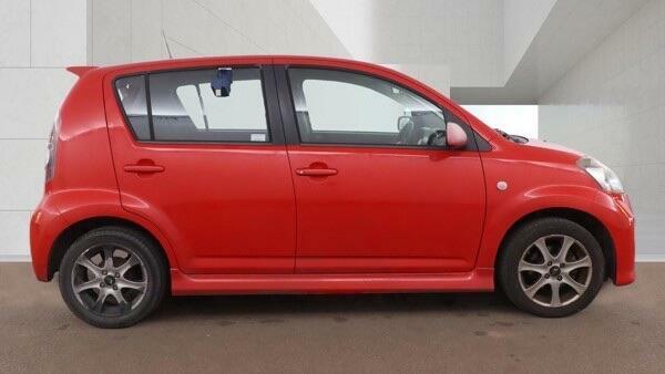 Daihatsu Sirion Sx FM57GKG Red #5