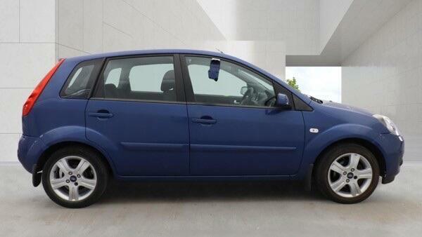 Ford Fiesta Zetec Climate BF07XBS Blue #5