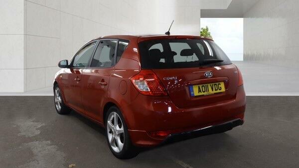 Kia Ceed 3 Red #3