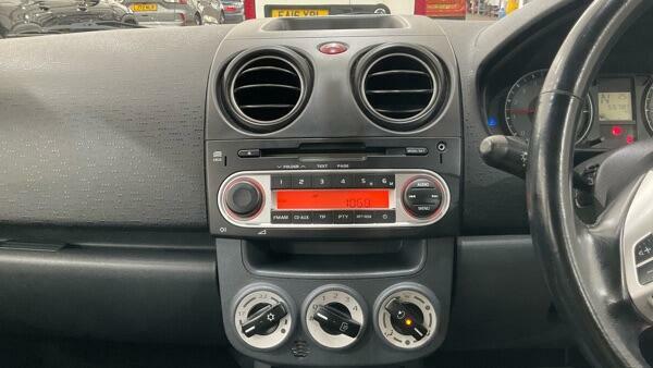 Mitsubishi Colt 1.3 Cz2 Amt Black #12