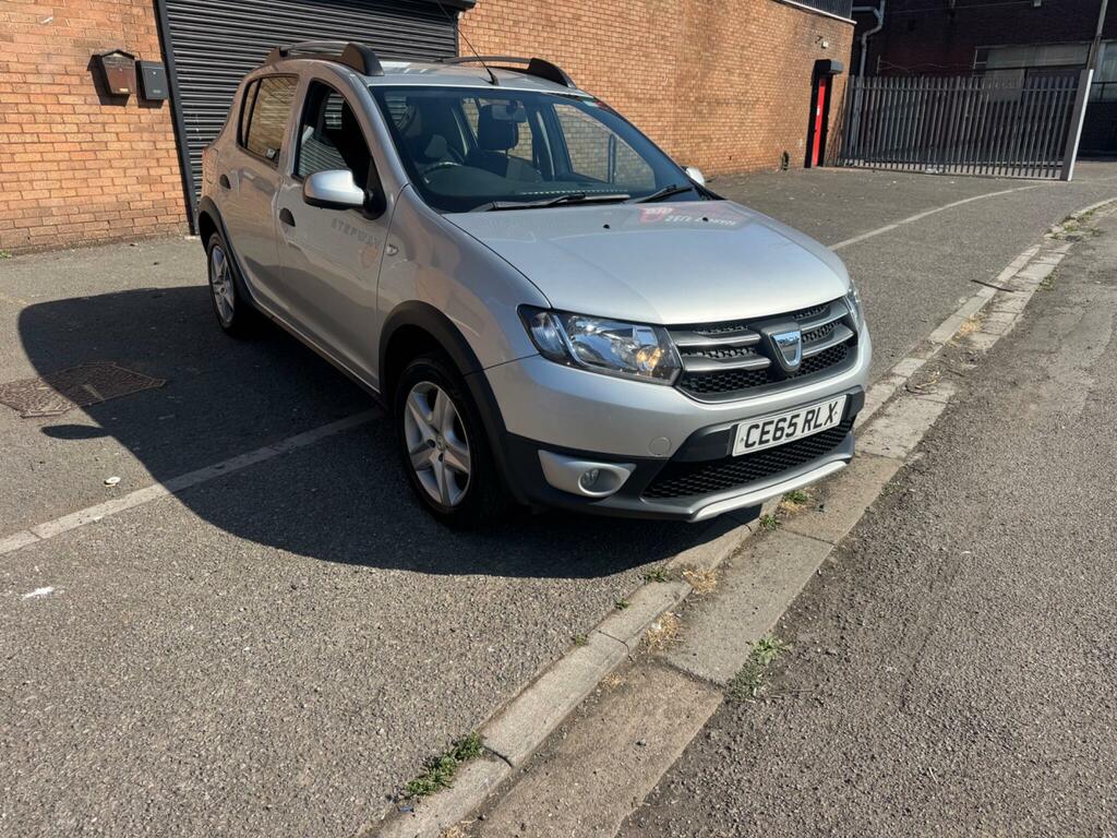 Dacia Sandero Stepway Laureate Silver