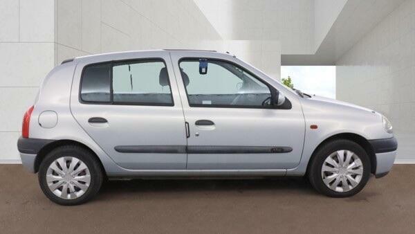 Renault Clio Alize Silver #5