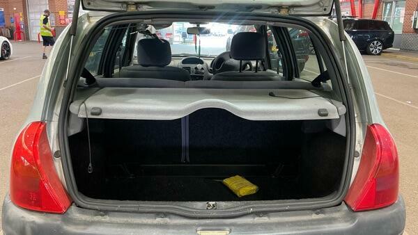 Renault Clio Expression 16V Black #9