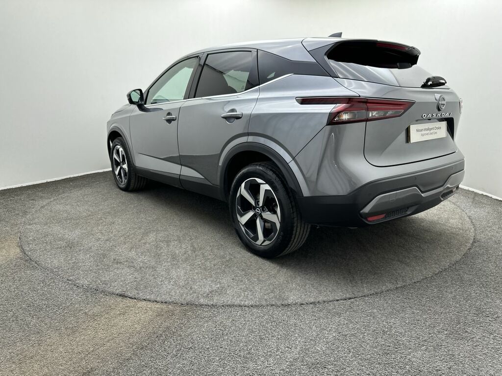 Nissan Qashqai 1.3 Dig-t Mh N-connecta KY72CNV #6