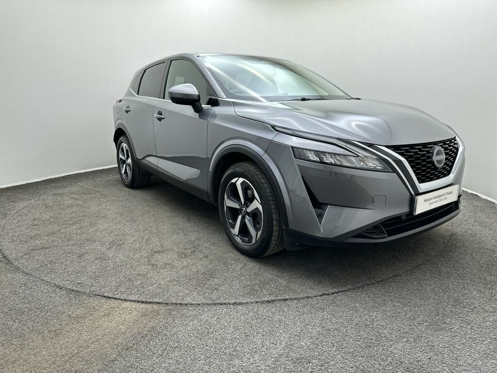 Nissan Qashqai 1.3 Dig-t Mh N-connecta 