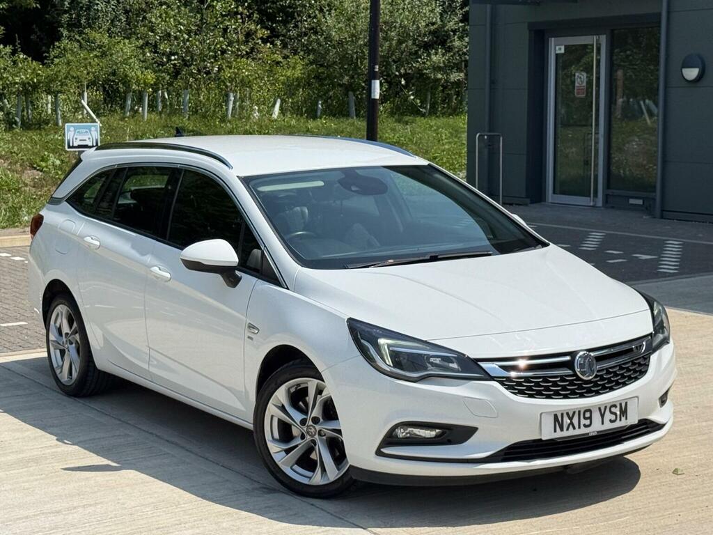 Vauxhall Astra 1.6 Cdti Blueinjection Sri Nav Sports Tourer Euro White #4