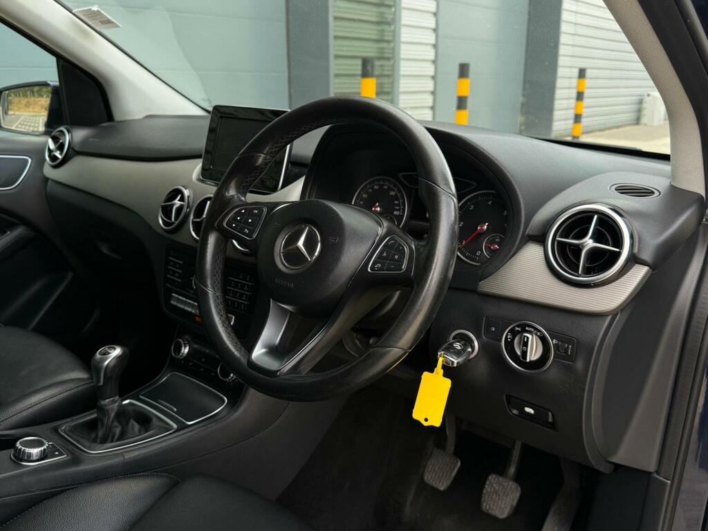 Mercedes-Benz B Class 1.5 B180d Se Euro 6 Ss Blue #2