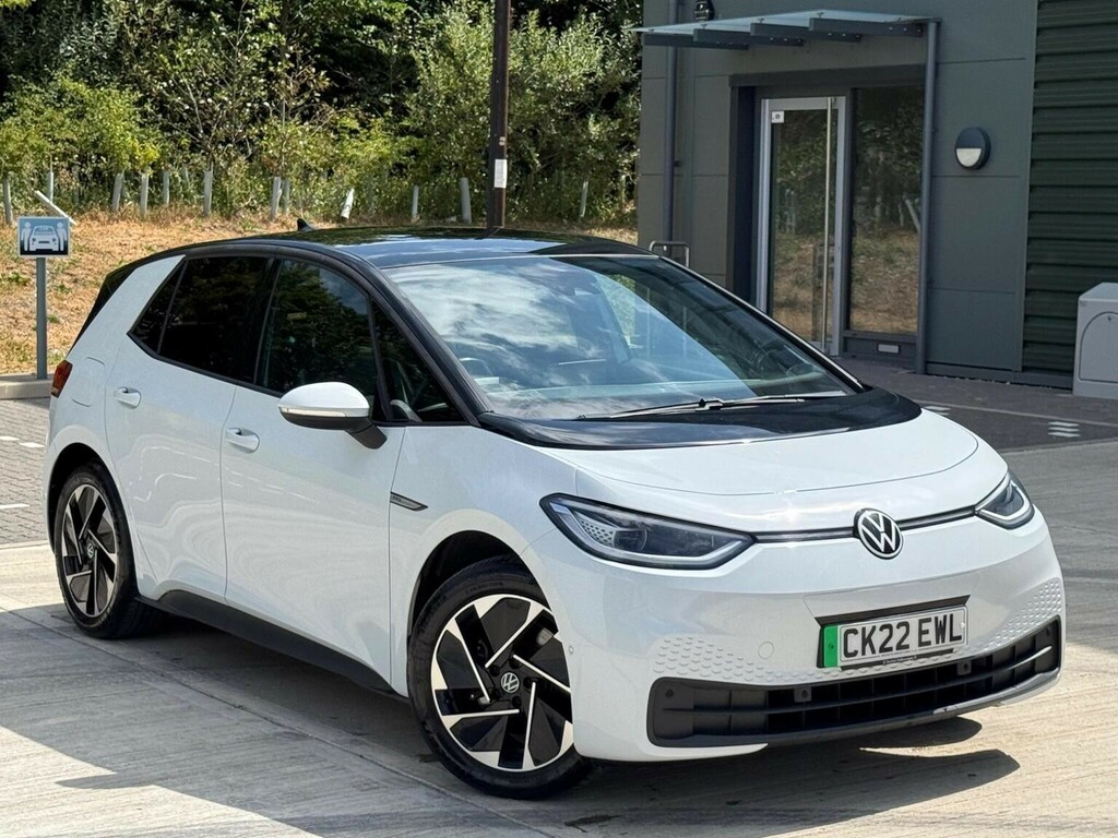 Volkswagen ID.3 Hatchback Pro Performance 58Kwh Family 2 CK22EWL White #4