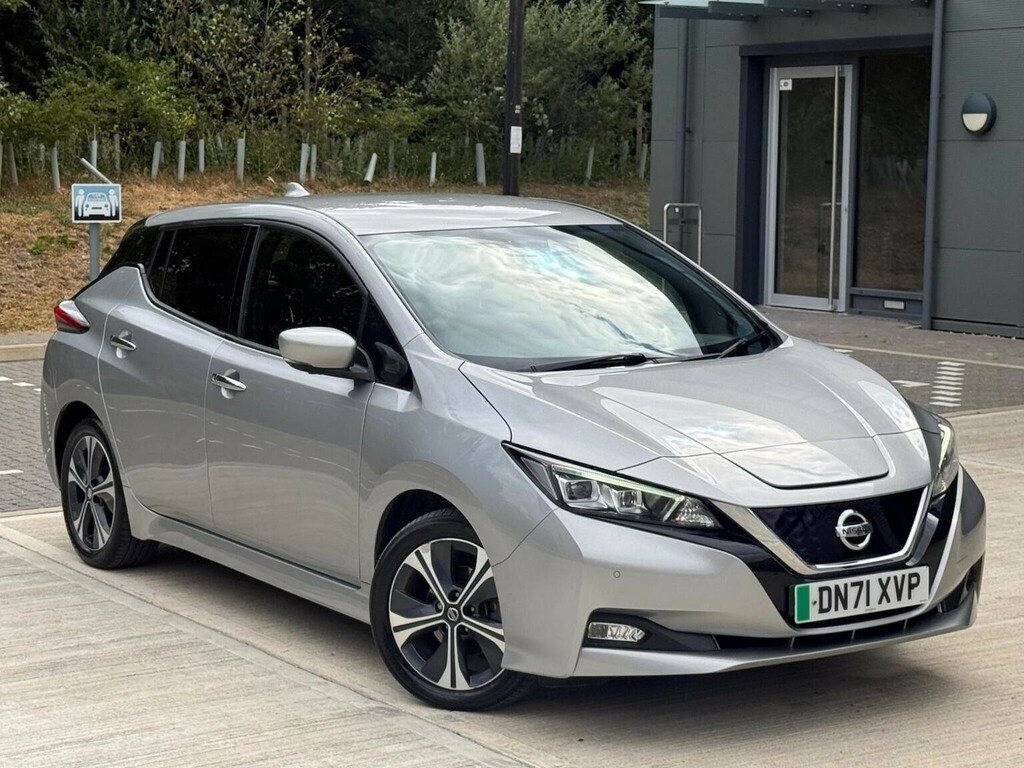 Nissan Leaf Hatchback 40Kwh Tekna 202171 Silver #4