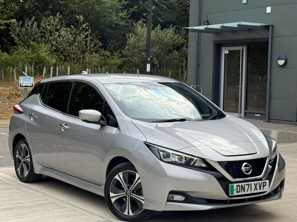 Nissan Leaf Hatchback 40Kwh Tekna 202171 Silver
