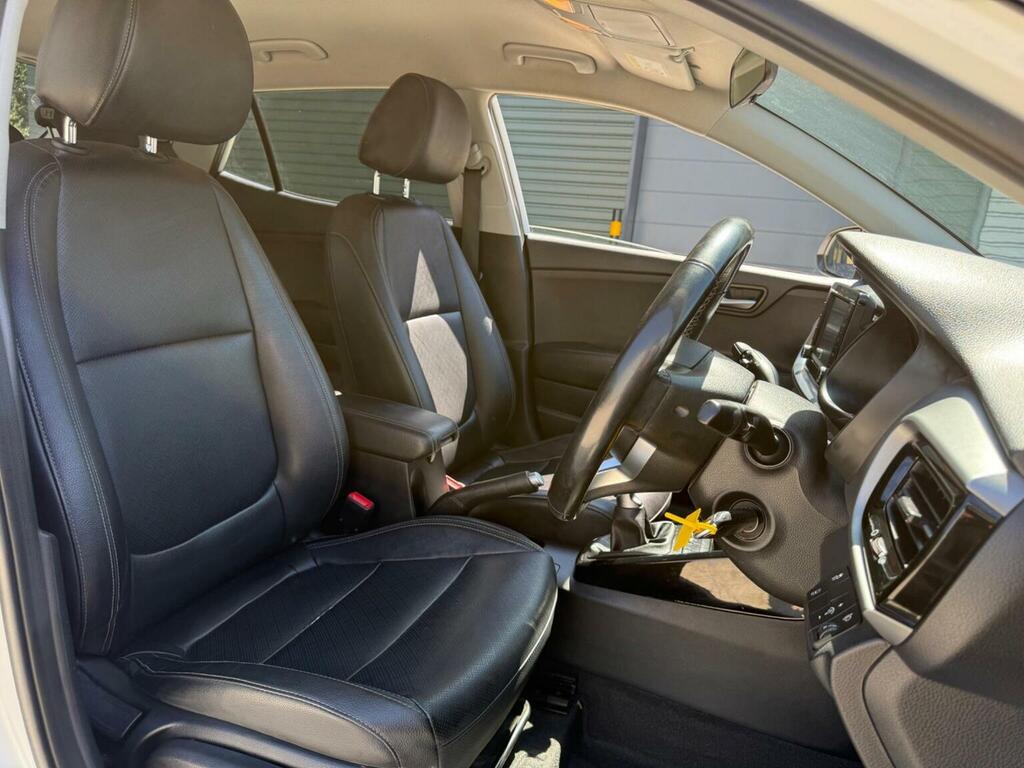 Kia Stonic 1.0T Gdi Mixx White #13