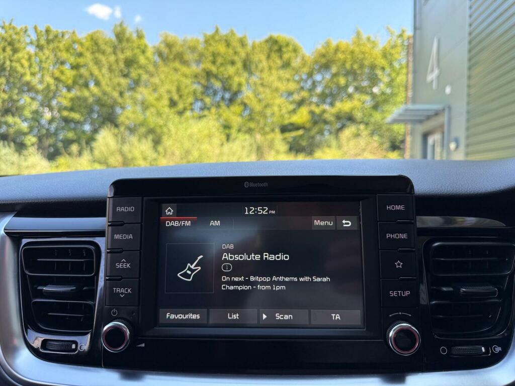 Kia Stonic 1.0T Gdi Mixx White #23