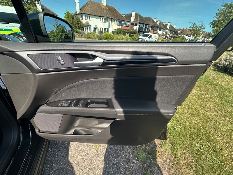 Ford Mondeo 2.0 Tdci Titanium 5Dr- Parking Sensors, P Silver #38