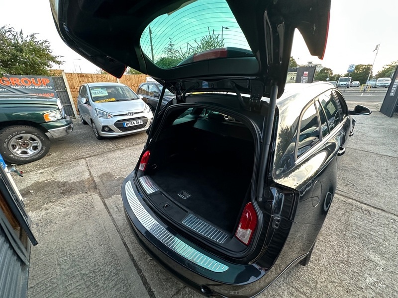 Vauxhall Insignia 2.0 Cdti Sri VX Line Nav Sports Tourer Euro 6 Ss Black #25