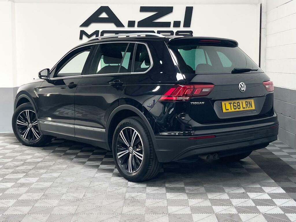 Volkswagen Tiguan 2.0 Tdi Se Navigation Dsg Euro 6 Ss Black #3