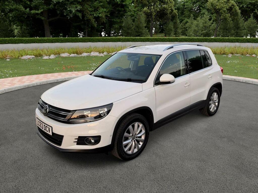 Volkswagen Tiguan 2.0 Tdi Bluemotion Tech Match 4Wd Euro 5 Ss White #2