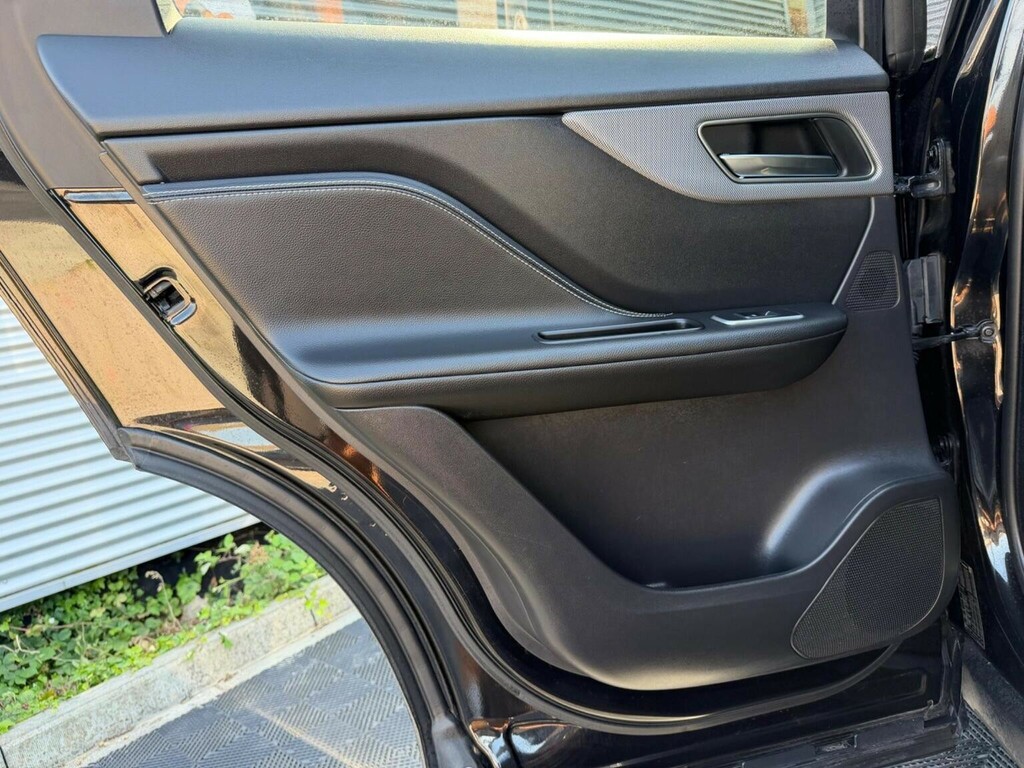 Jaguar F-Pace Suv Black #59
