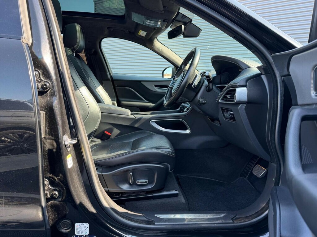 Jaguar F-Pace Suv Black #18