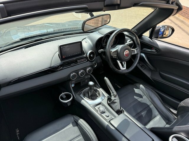 Fiat 124 Spider Spider Multiair Lusso Plus White #12