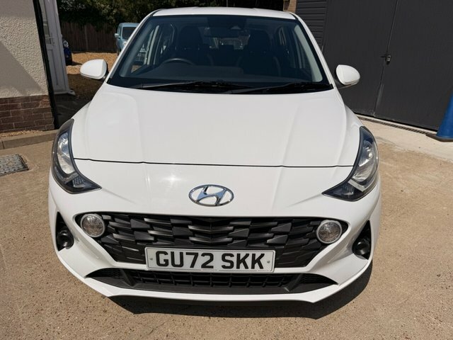 Hyundai I10 1.0 Se Connect Hatchback Euro 6 S GU72SKK White #6