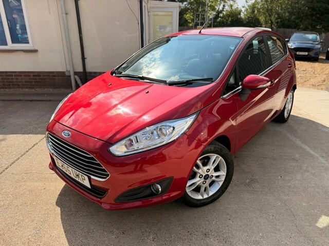 Ford Fiesta 1.6 Zetec Hatchback Powershift Euro 6 Red #2