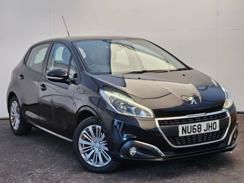 Peugeot 208 1.2 Puretech 82 Signature Start Stop Black