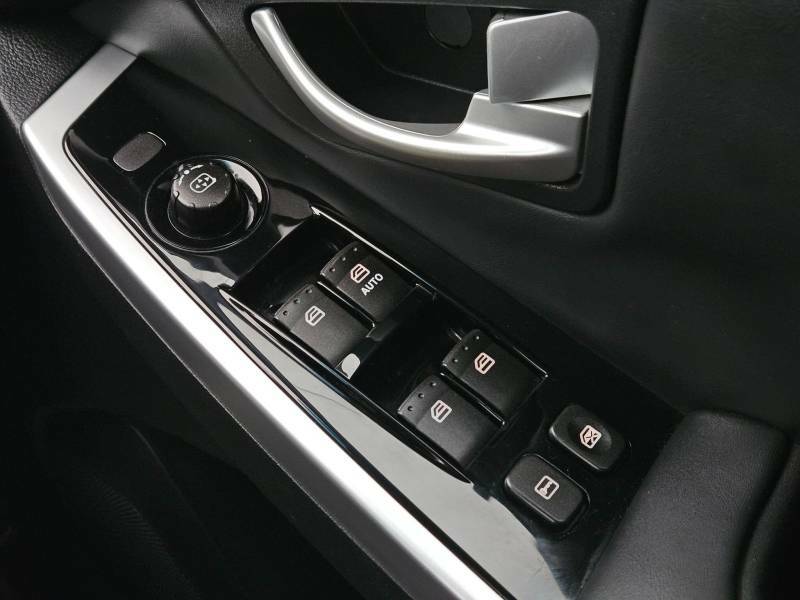 SsangYong Korando Elx 176 Bhp Black #22