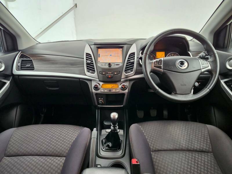 SsangYong Korando Elx 176 Bhp Black #10