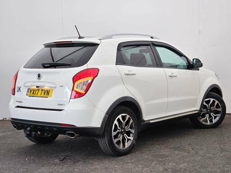 SsangYong Korando Elx 176 Bhp Black #7