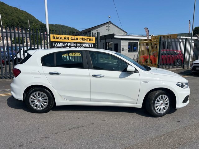 Fiat Tipo 1.4 Mpi Easy Hatchback Euro 6 9 White #2
