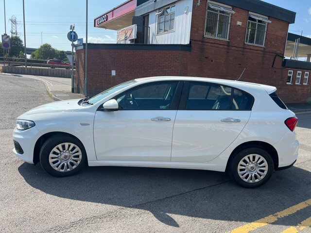 Fiat Tipo 1.4 Mpi Easy Hatchback Euro 6 9 White #6
