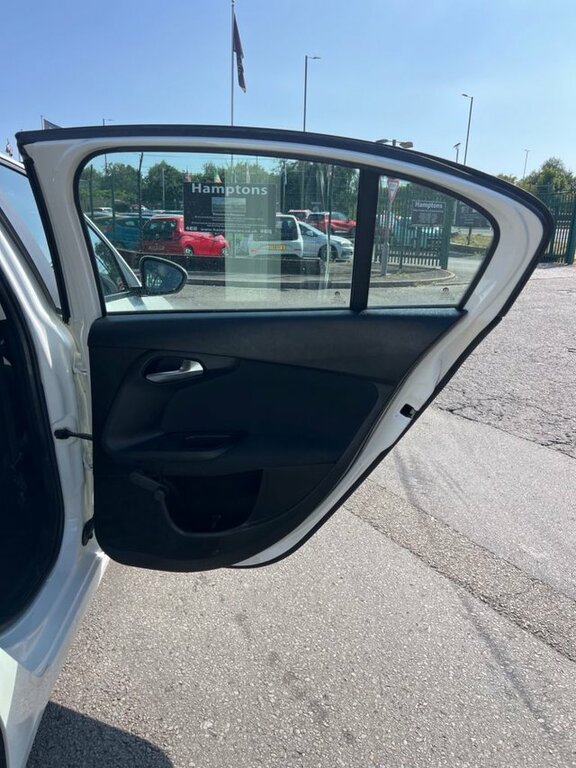 Fiat Tipo Mpi Easy Plus U18970694 Ulez White #14