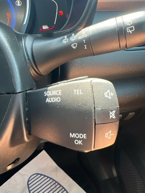 Renault Kadjar 1.2L Dynamique S Nav Tce 130 Bhp Black #38