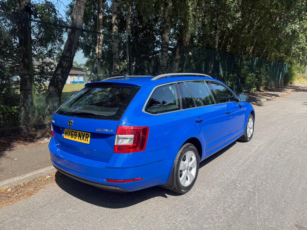 Skoda Octavia Octavia Estate Blue #4