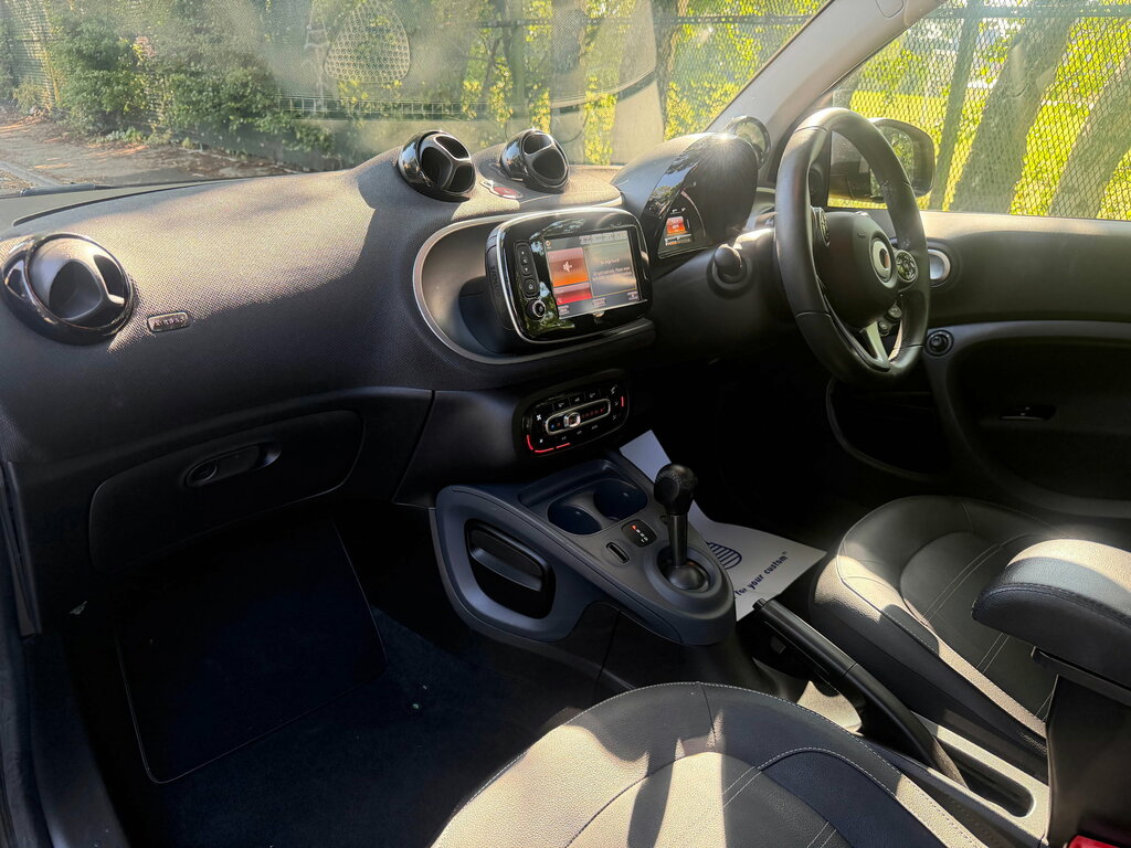 Smart Fortwo Coupe Proxy White #16