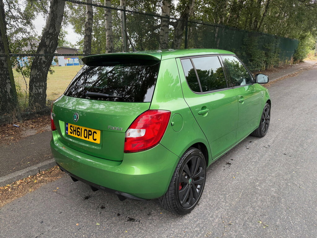 Skoda Fabia 1.4 Tsi Vrs S2000 Hatchback Dsg Euro 5 Green #4