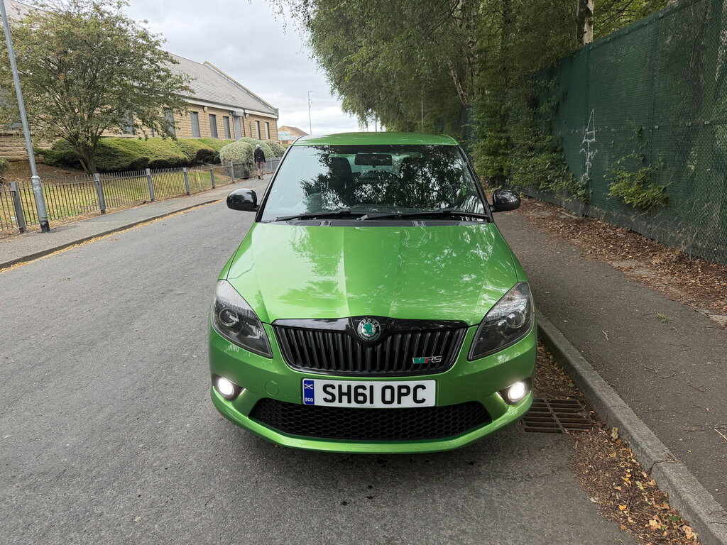 Skoda Fabia 1.4 Tsi Vrs S2000 Hatchback Dsg Euro 5 Green #2