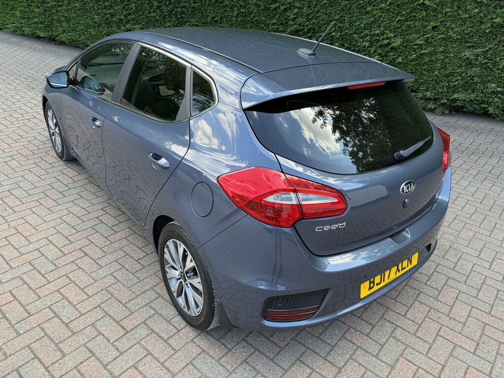 Kia Ceed 1.0 T-gdi 3 Sportswagon Euro 6 Red #10