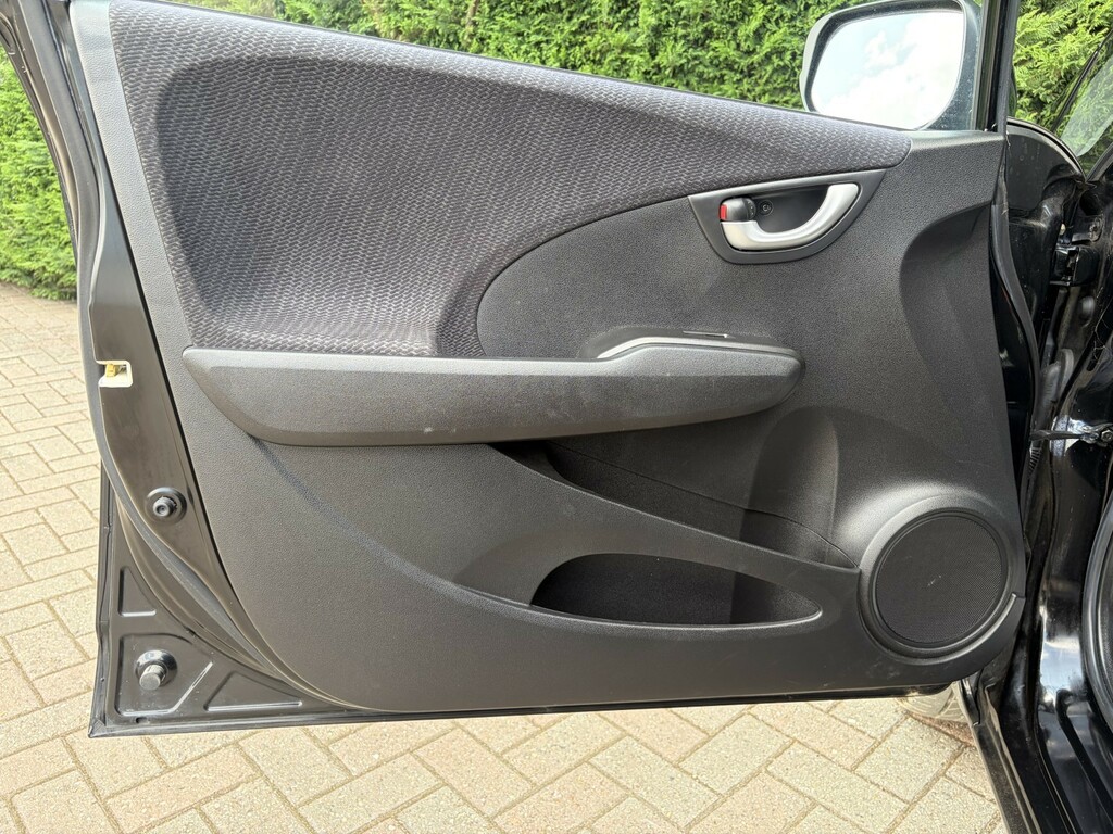 Honda Jazz 1.4 I-vtec Es Plus Black #4