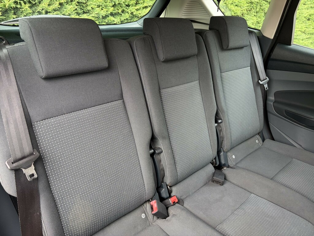 Ford C-Max Titanium Silver #22