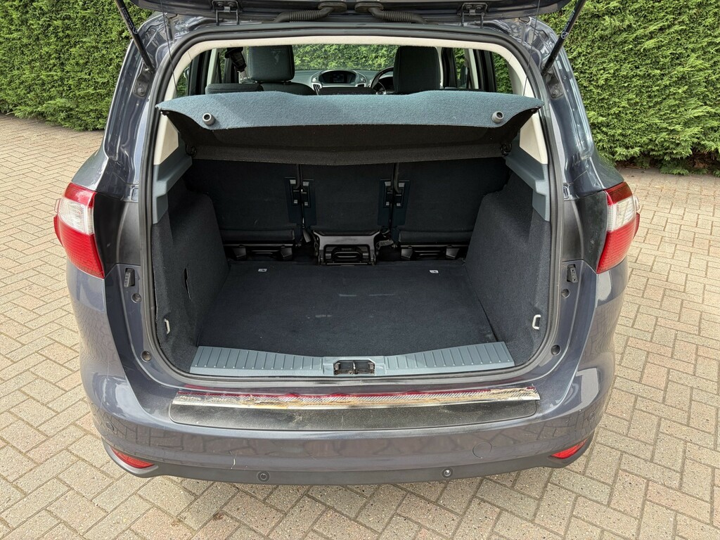 Ford C-Max Titanium Silver #16