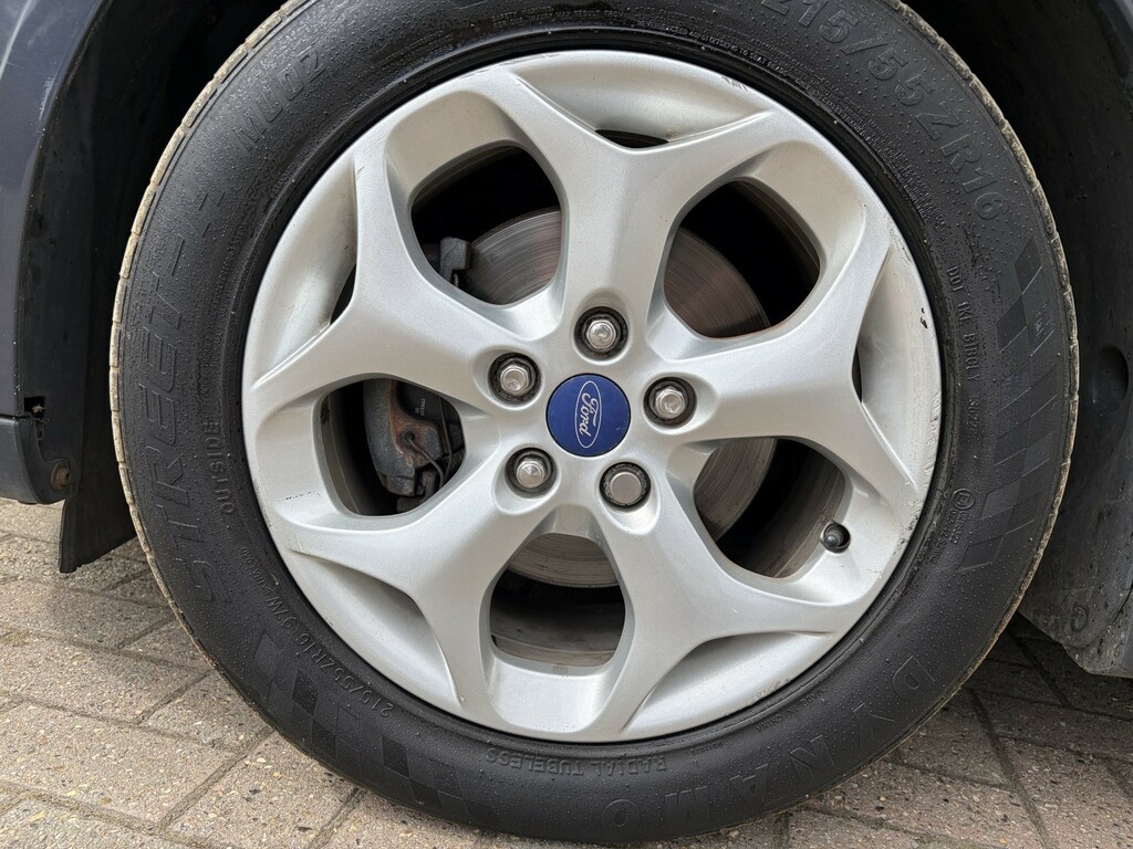 Ford C-Max Titanium Silver #31