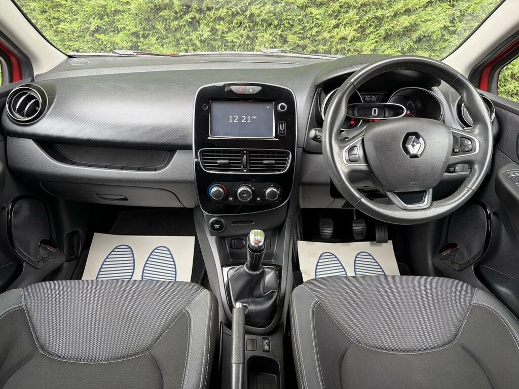 Renault Clio 1.2 Dynamique Nav 1.2 16V 75 HK17AZP Red #2