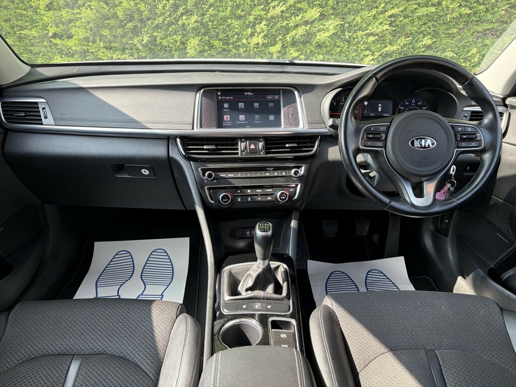 Kia Optima 1.7 Crdi 3 White #2