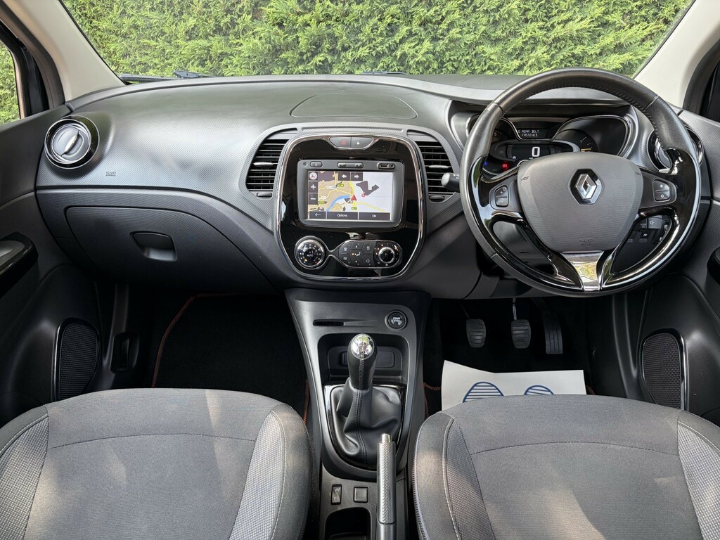 Renault Captur 1.5 Dynamique Medianav Dci 90 Stop Start Black #2